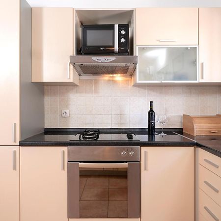 Villa Dalmatia Apartments Бол Экстерьер фото