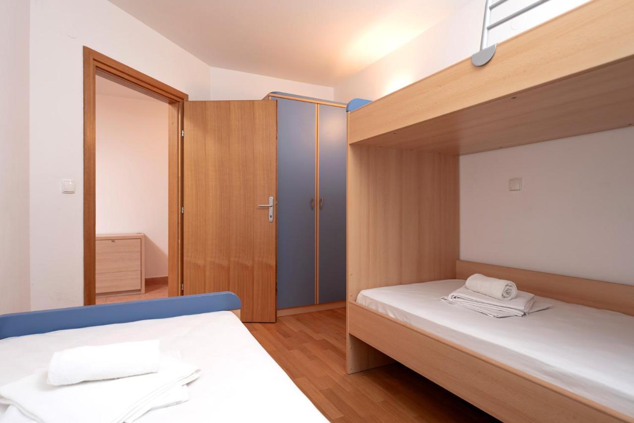 Villa Dalmatia Apartments Бол Экстерьер фото
