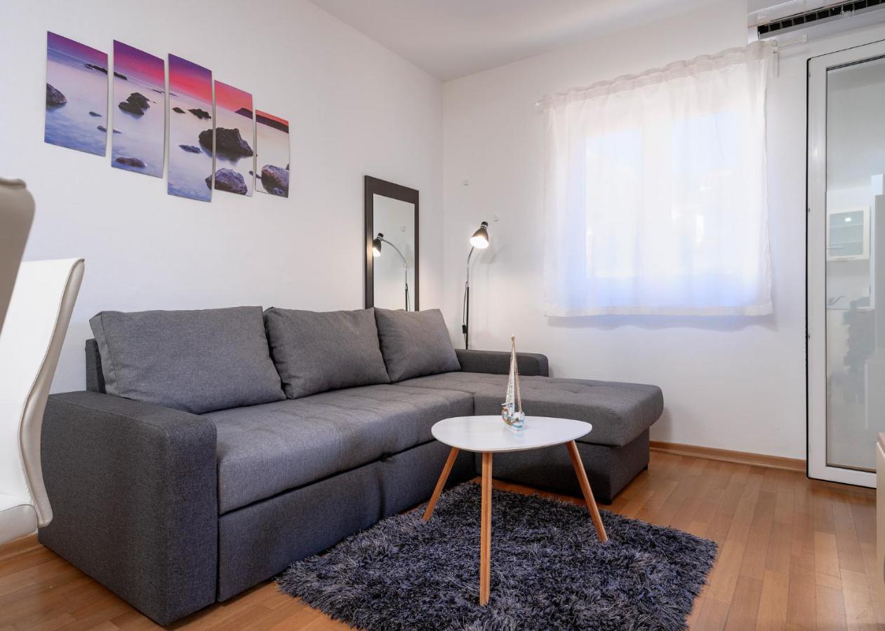Villa Dalmatia Apartments Бол Экстерьер фото