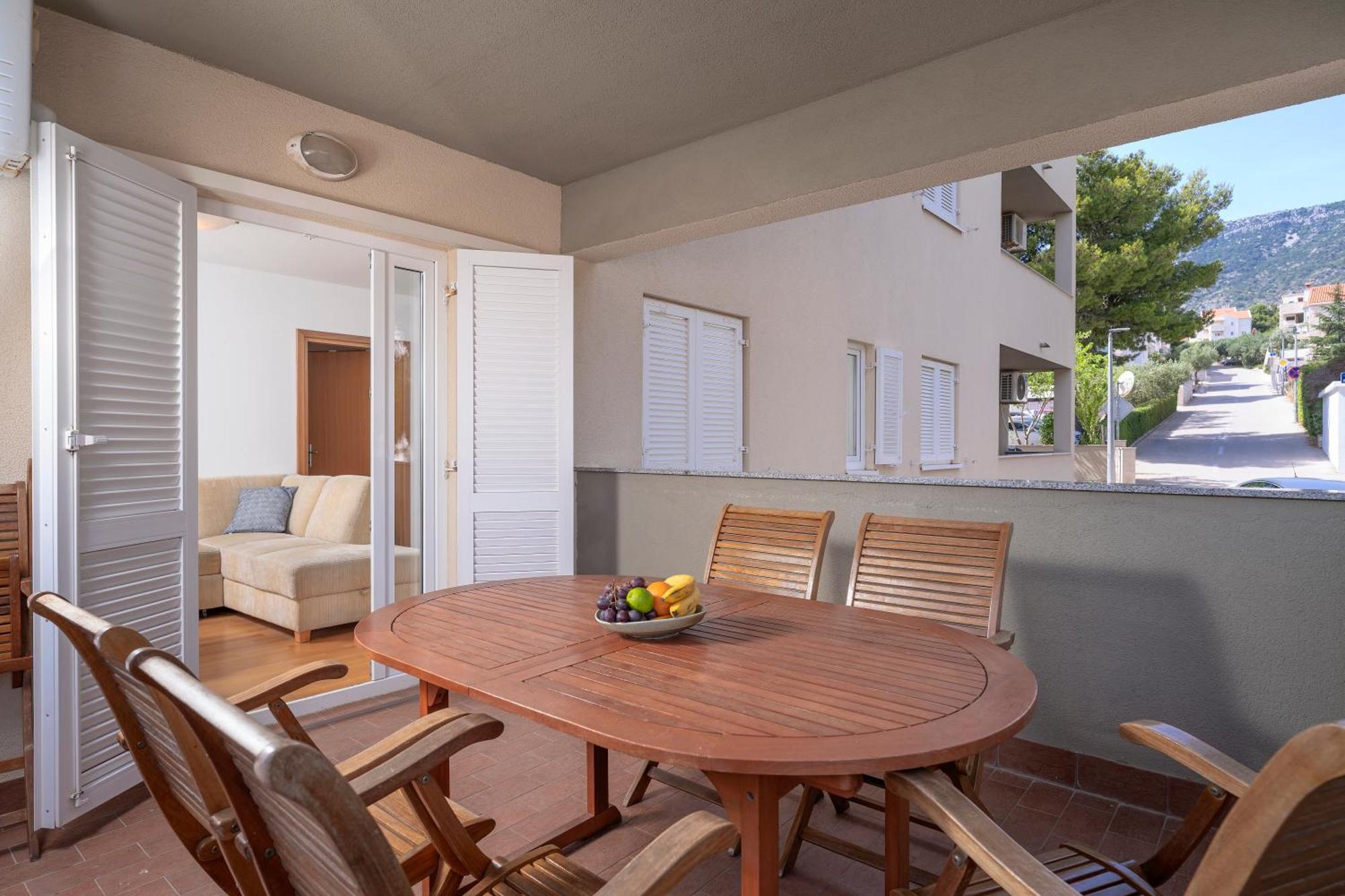 Villa Dalmatia Apartments Бол Экстерьер фото