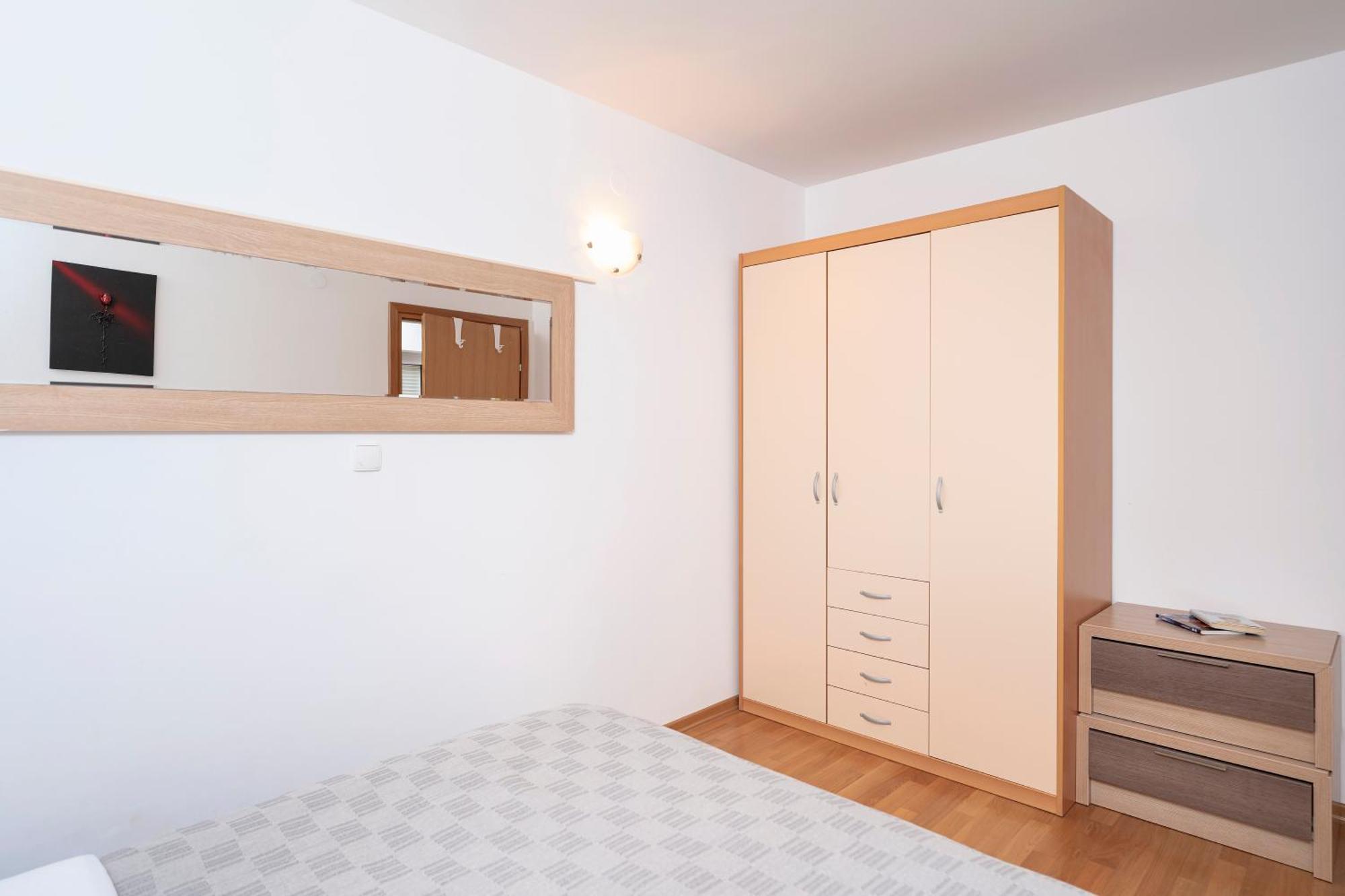 Villa Dalmatia Apartments Бол Экстерьер фото